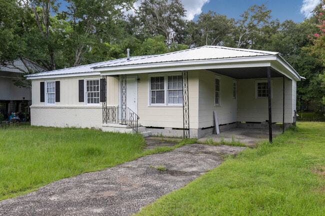 Photo - 1712 Perch Dr