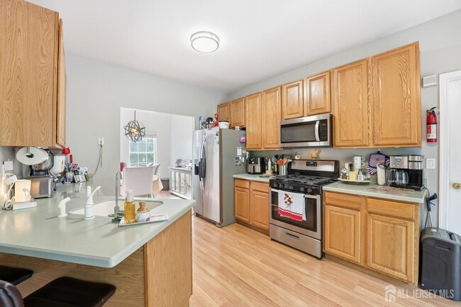 19 Gregory St