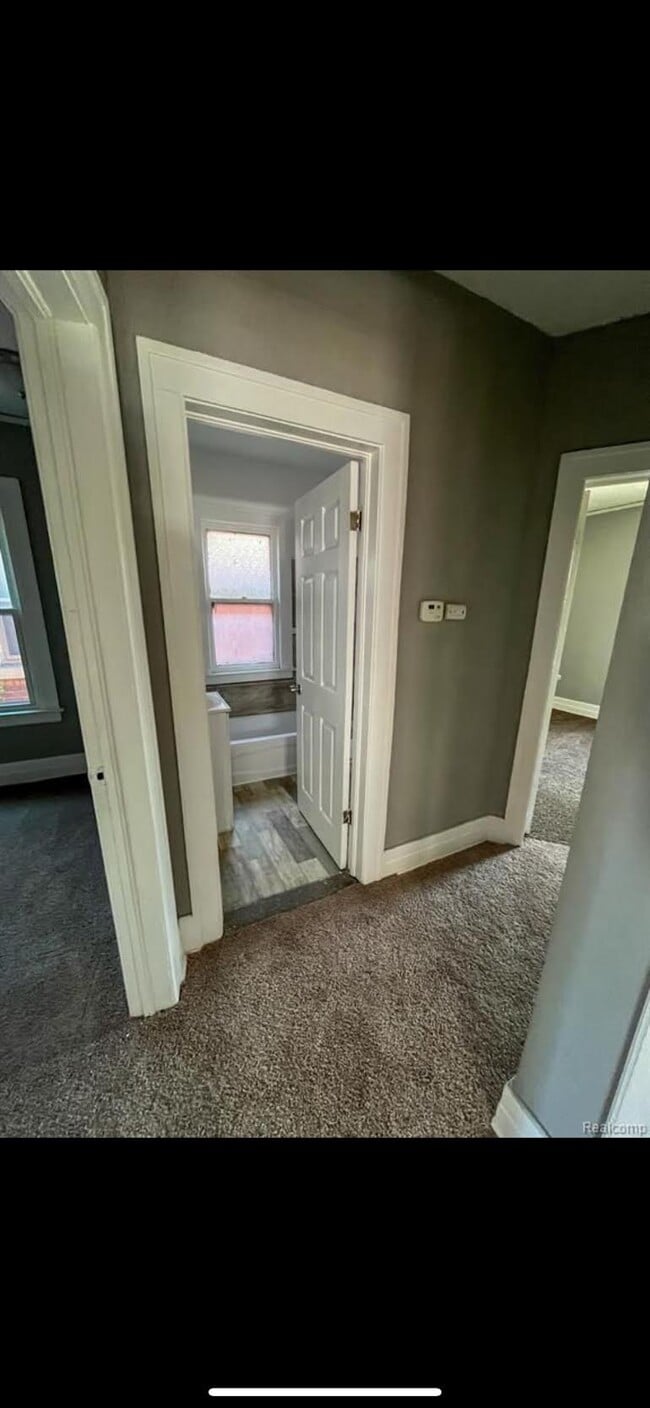 Hallway - 4079 Pingree St Unit 1