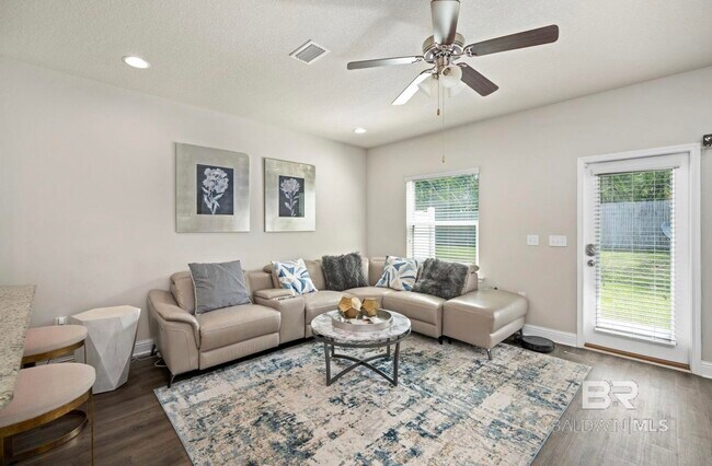 Photo - 25806 Pollard Rd