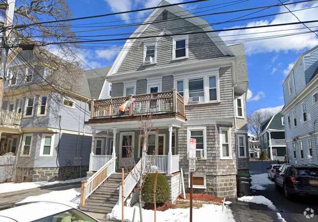 Building Photo - 69 Bromfield Rd Unit 2 Rental