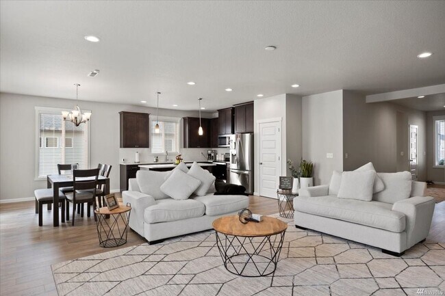 Photo - 3 bedroom, 2 bath house with garage