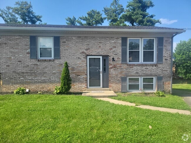 Building Photo - 3351 Moundview Ct Rental