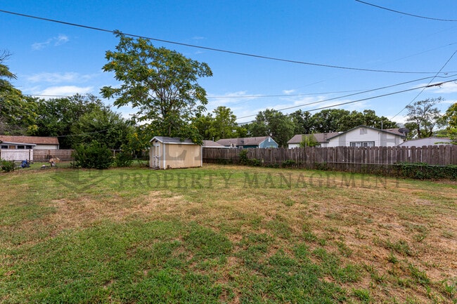 Photo - 1307 Gidley St