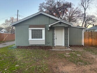 Building Photo - "Charming 1-Bedroom Retreat with Granite Elegance in the Heart of Arlington!"