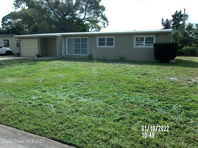 Building Photo - 1105 Myrtle Ln