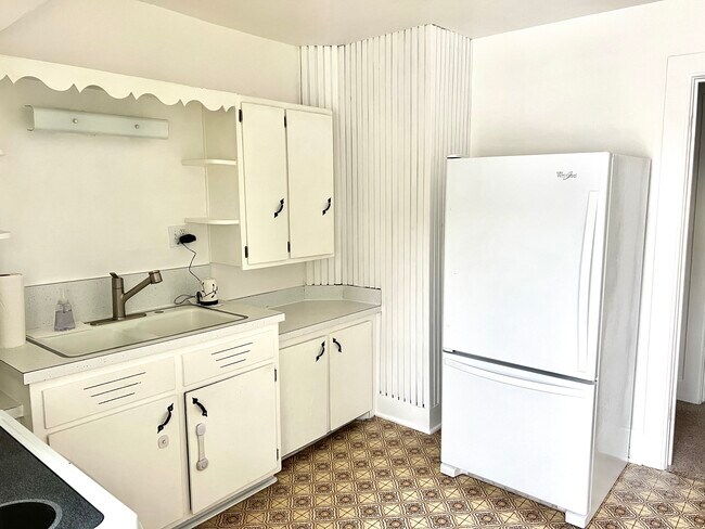 Photo - 27 Reed St Unit A