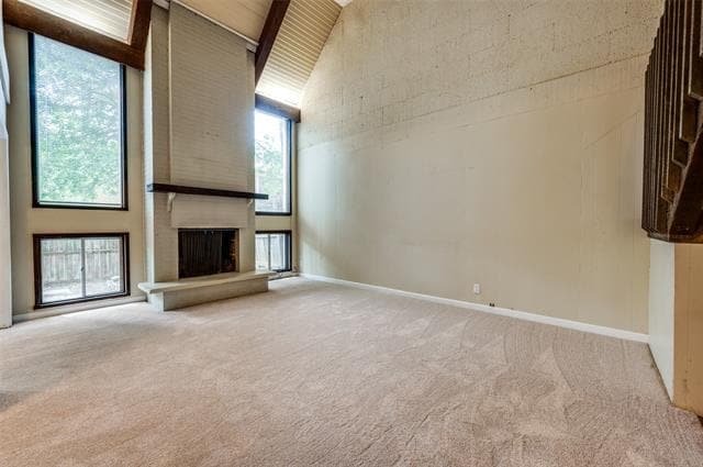 Photo - 412 Hollyhill Ln