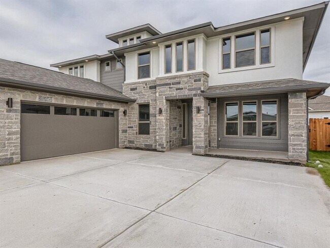 Photo - 9101 Spire View