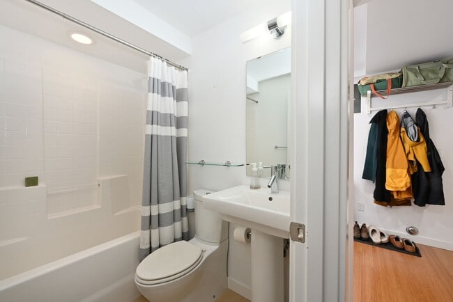 Photo - 3-Story Ballard Home - In Unit Washer/Dryer, Rooftop Deck