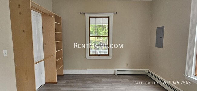 4 Church St Unit 1