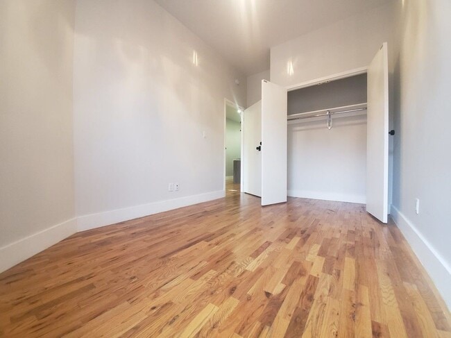 1084 Bedford Ave Unit 2A