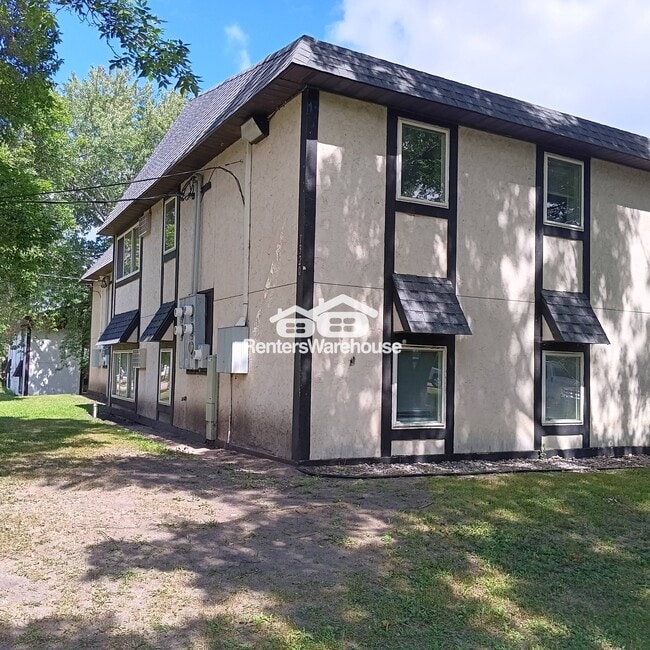 Photo - 1310 6th Ave S