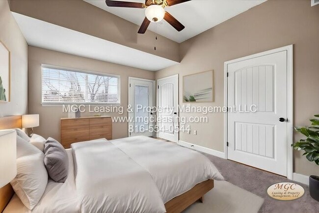 Photo - Foxridge Townhomes - only unit available at Foxridge until late Spring
