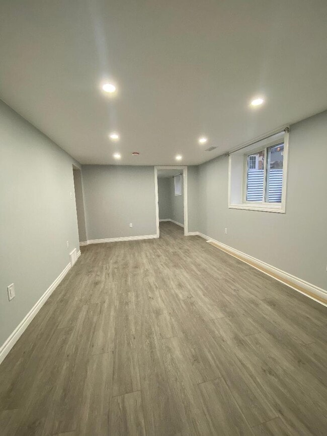 Building Photo - 25 Broadleaf Pl Unit Basement Apartment