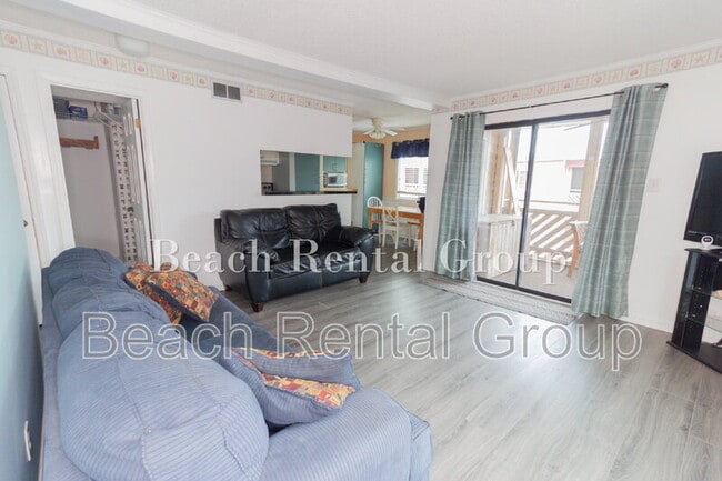 Photo - 609 Hillside Dr S Unit C-20