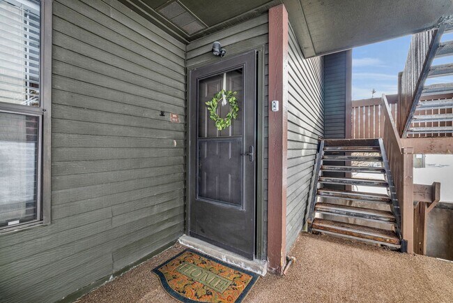 Photo - POWDERWOOD  - New Price!! Unidad 9T