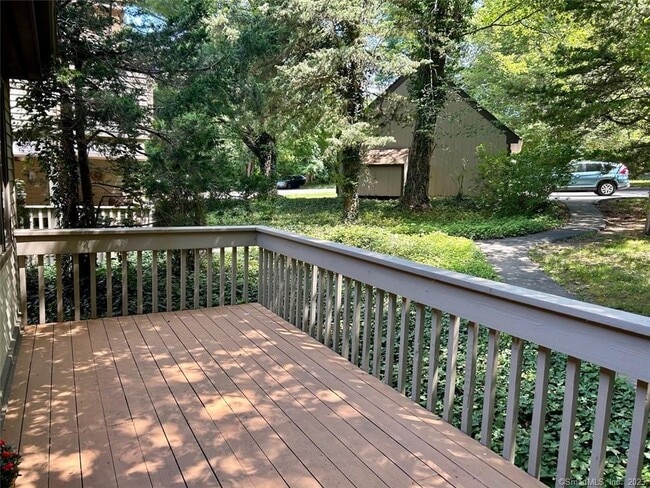 Photo - 4 Copper Hill Dr Unidad 4