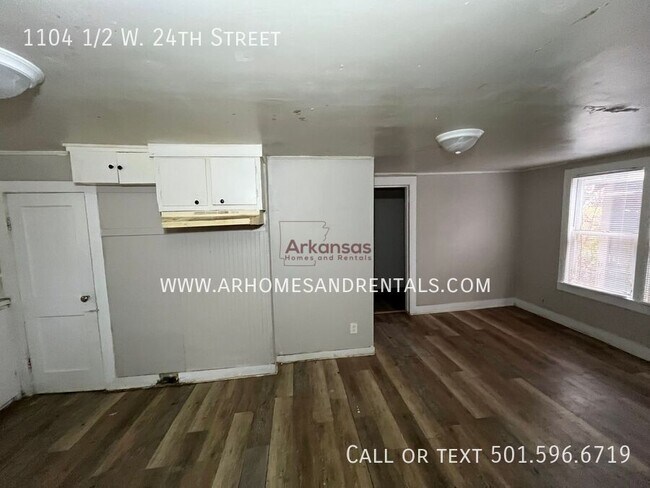 Photo - 1104 1/2 W. 24th Street-