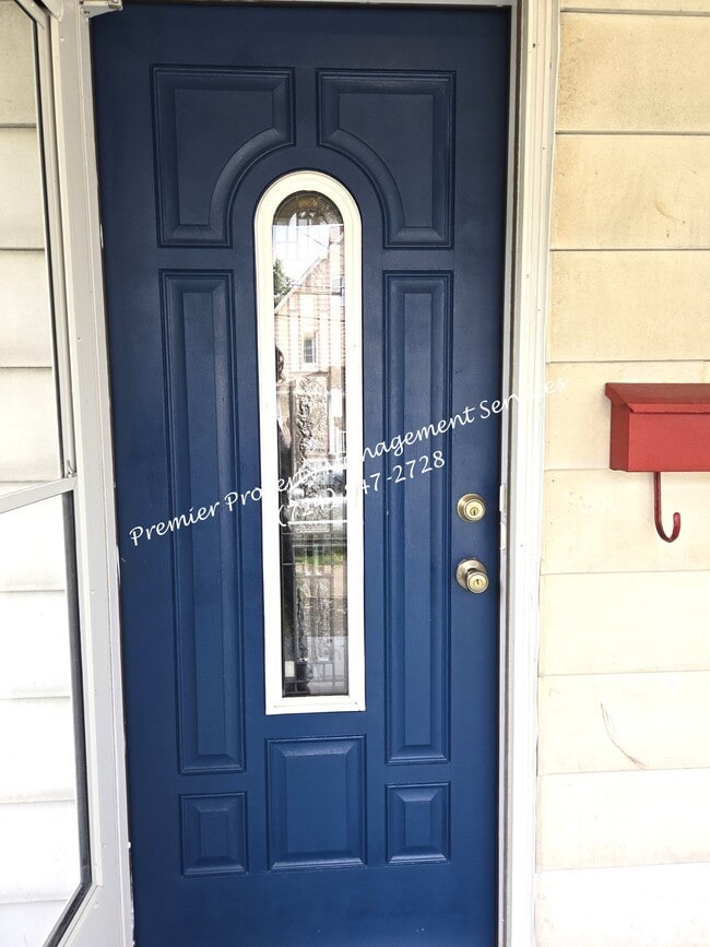 Photo - 140 Jefferson Ave