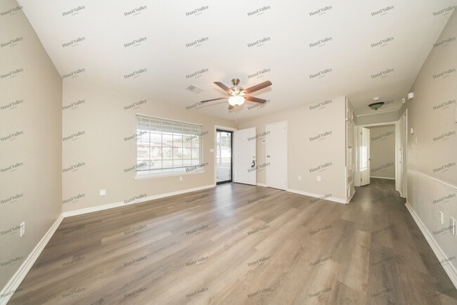 Photo - 2601 Yorkshire Ave