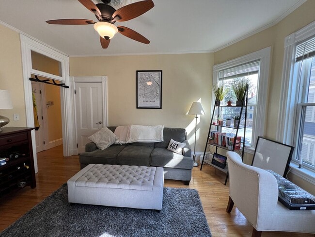 Photo - 176 Elm St Unit Apartment #3