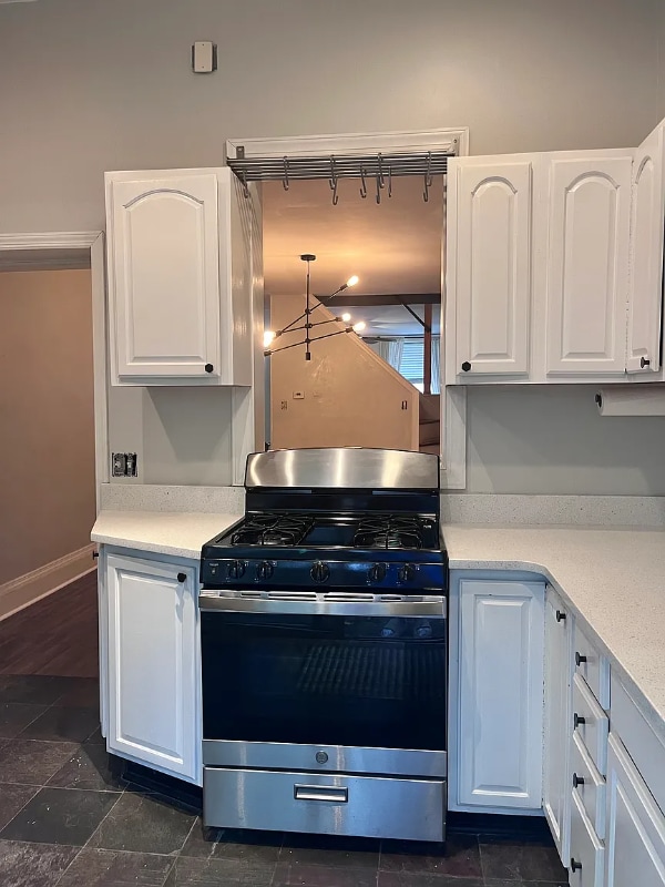 Photo - 4549 Baker St