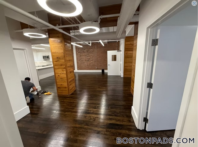 Photo - 190 High St Unit 5