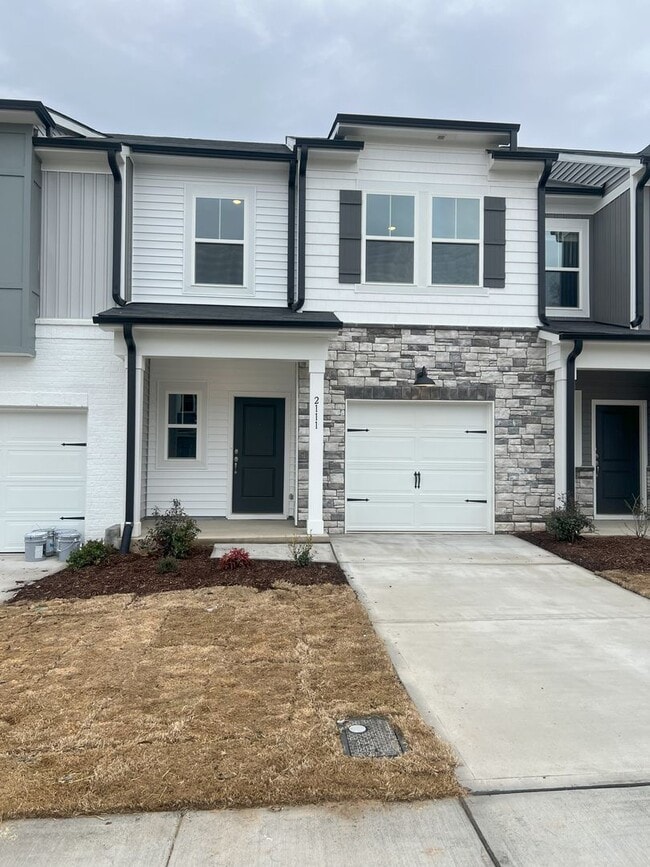 Photo - Bright & Modern 3-Bedroom Townhome in a Prime Triangle Location!