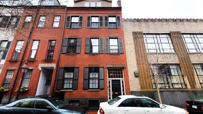 Building Photo - 7 Fayette St Unit PH