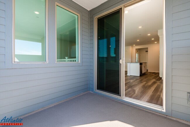 Photo - Newly Built Condo | Open Floor Plan | E.V. Outlet