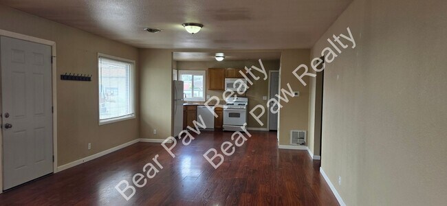 Photo - 130 Williams St Unit Apt A
