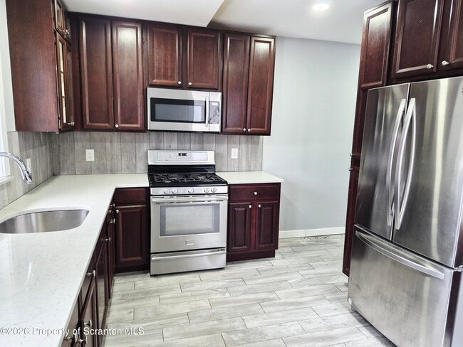 Photo - 124 Willow St