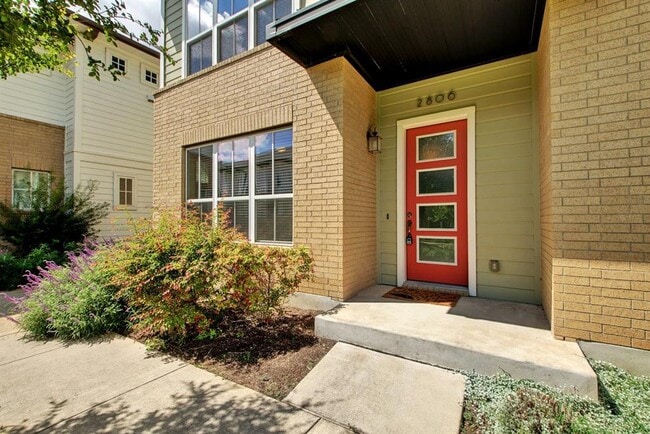 Photo - 2806 Moreno St