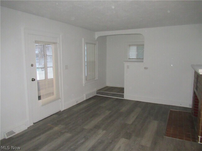 Photo - 4482 Liberty Rd