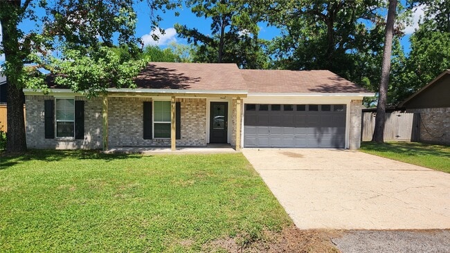 Photo - 223 Sycamore Dr