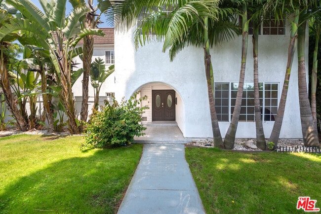 Building Photo - 3026 Inglewood Blvd Rental