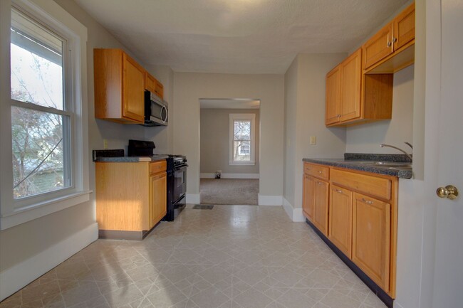 Photo - SL NOR1930 Apartment Unit upper
