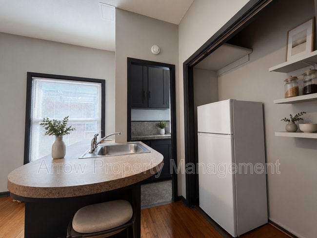 Photo - 1414 C St Unit 5