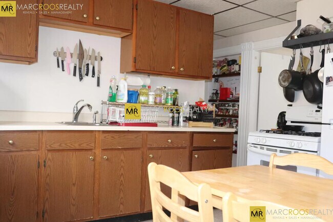 Photo - 24 Speridakis Ter Unit 3##