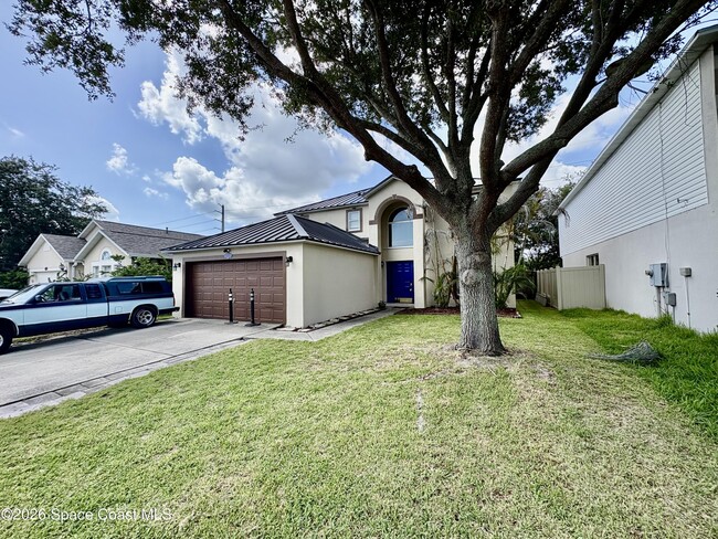 Building Photo - 2015 Canopy Dr