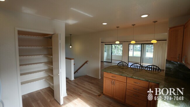 Photo - 731 Santiago Ave
