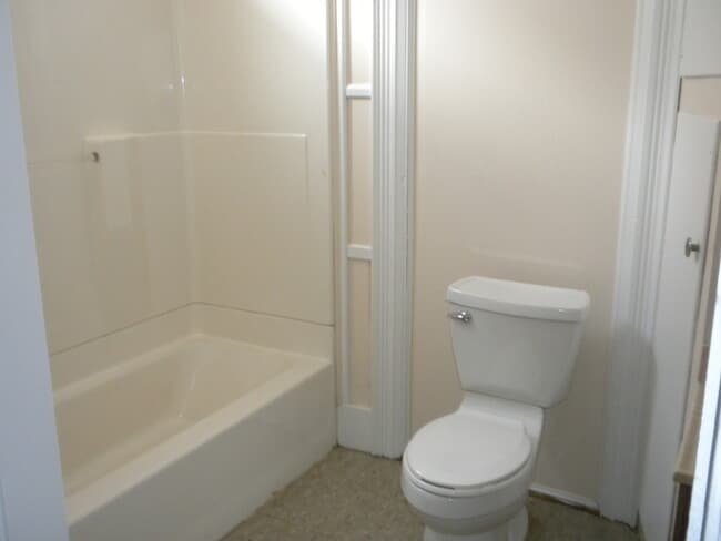 Photo - 68 Pine St Unit 1