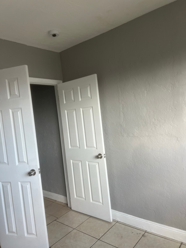 Photo - 2401 NW 7th St