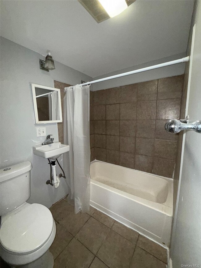 Photo - 7 Grant St Unit 1