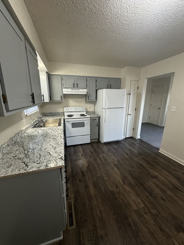 Photo - 3237 N 84th Terrace