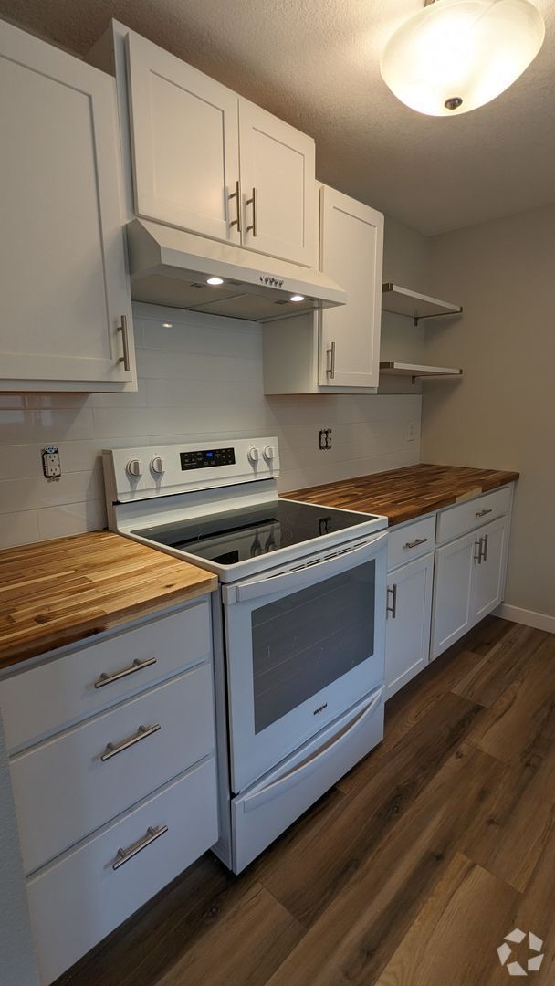 Building Photo - 613/615 NW 9th Avenue Unit 615 Rental