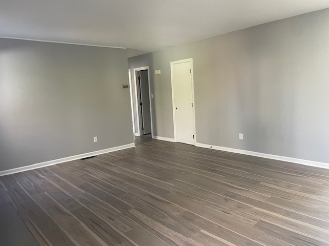 Large Living Room - 116 Lookout Dr Unit B