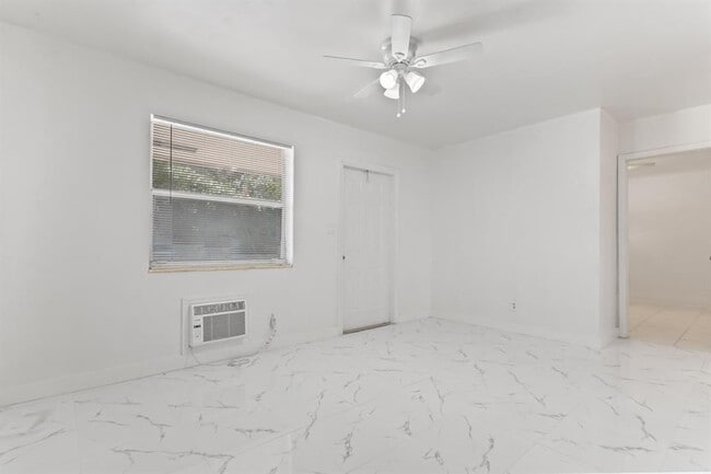 Photo - 804 NW 2nd Ave