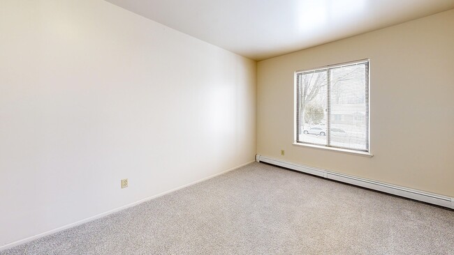 Wood Creek Apartments